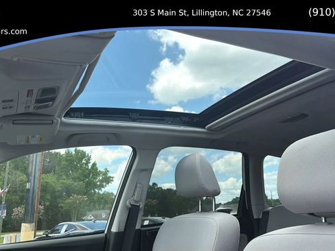 Used 2017 Subaru Forester 2.5i Premium AWD/4WD image 20
