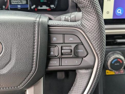 Used 2024 Toyota Tacoma TRD Off-Road image 19