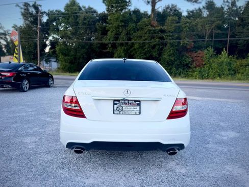 Used 2012 Mercedes-Benz C 300 4MATIC Sedan image 3