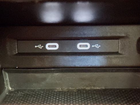 Used 2024 Volkswagen Taos S image 25