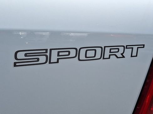 Used 2022 RAM 2500 Laramie AWD/4WD image 12