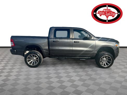 Used 2019 RAM 1500 Big Horn image 8