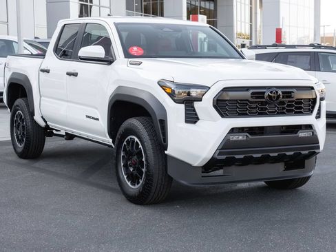 New 2026 Toyota Tacoma TRD Off-Road AWD/4WD image 3