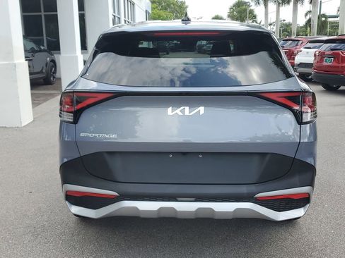 Used 2023 Kia Sportage EX FWD image 4