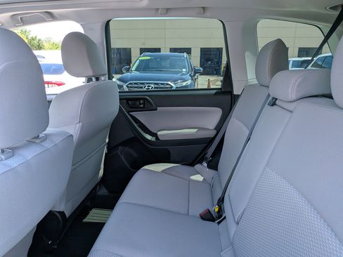 Used 2018 Subaru Forester 2.5i Premium AWD/4WD image 14