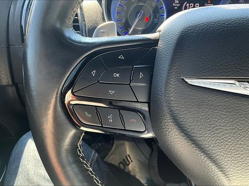 Used 2021 Chrysler 300 S image 19