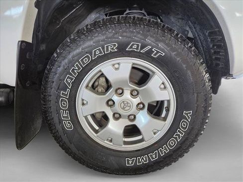 Used 2013 Toyota Tacoma PreRunner w/ SR5 Pkg RWD image 20