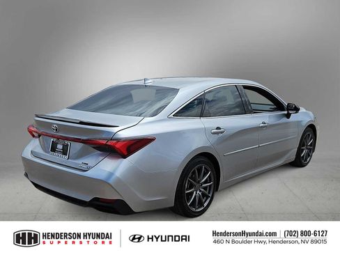 Used 2020 Toyota Avalon XSE w/ Carpet Mat Package FWD image 8