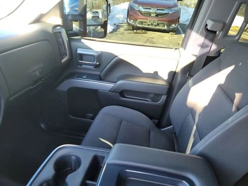 Used 2018 Chevrolet Silverado 1500 LT w/ All Star Edition image 25