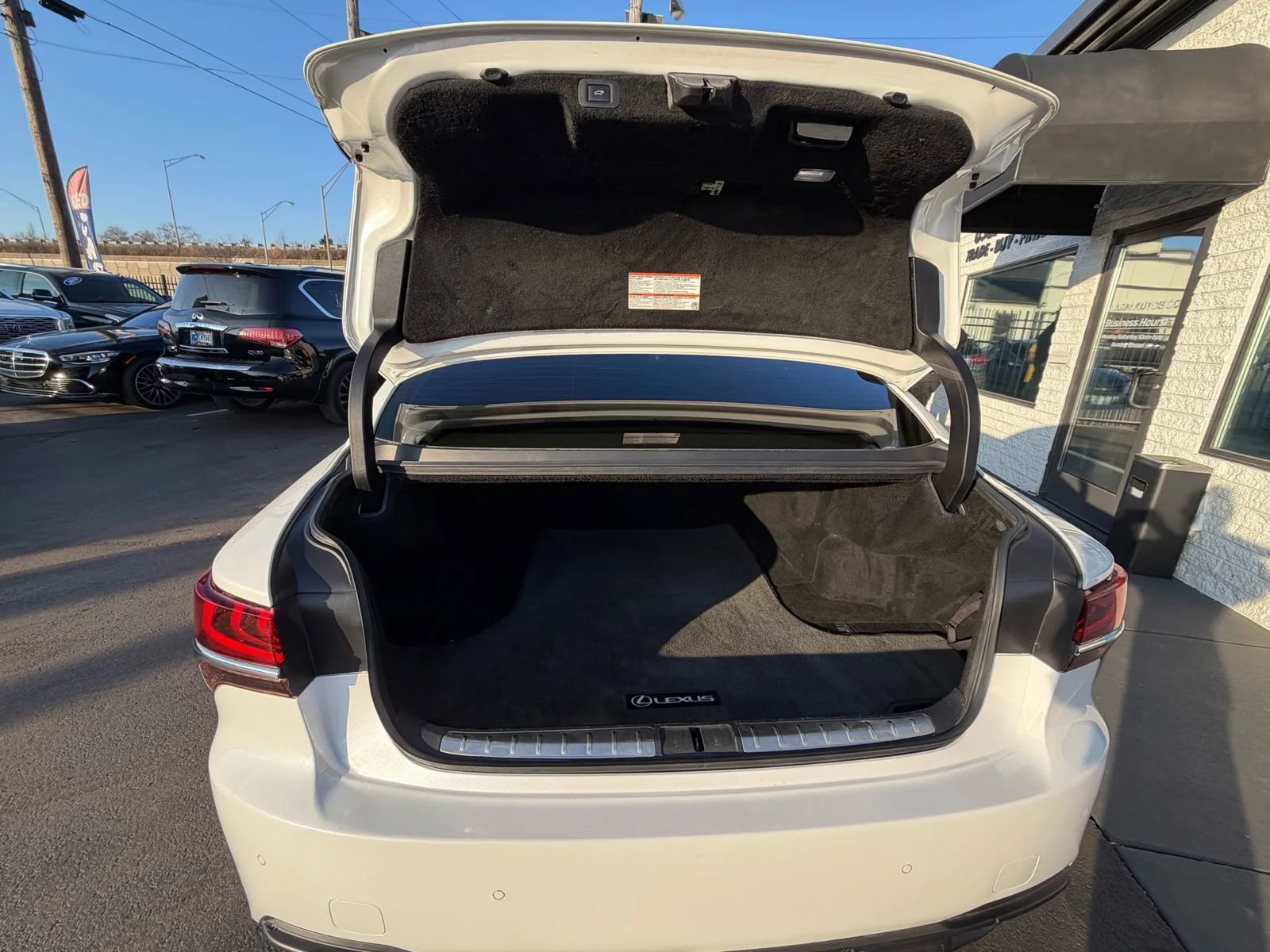 Used 2018 Lexus LS 500 AWD w/ Accessory Package (Z2) image 24