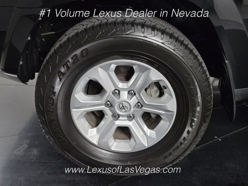 Used 2024 Toyota 4Runner SR5 Premium AWD/4WD image 12