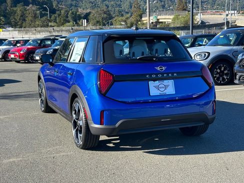New 2026 MINI Cooper 4-Door Hardtop image 3