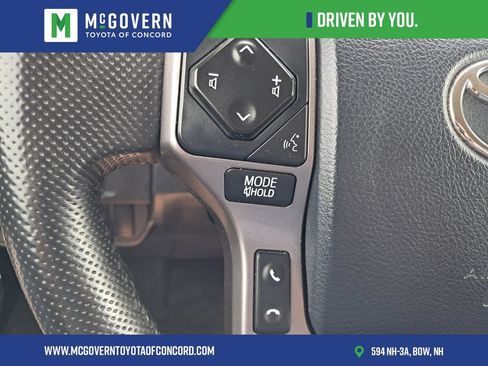 Used 2018 Toyota Tacoma SR5 AWD/4WD image 21