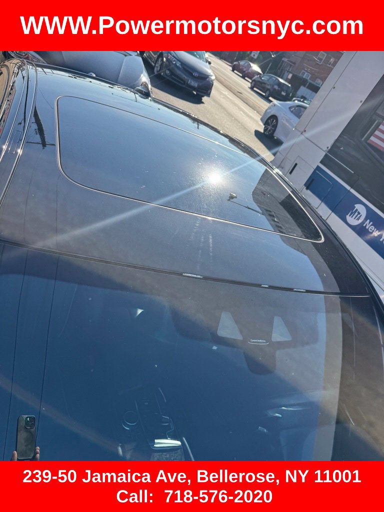 Used 2019 BMW 540i xDrive w/ M Sport Package AWD/4WD image 9