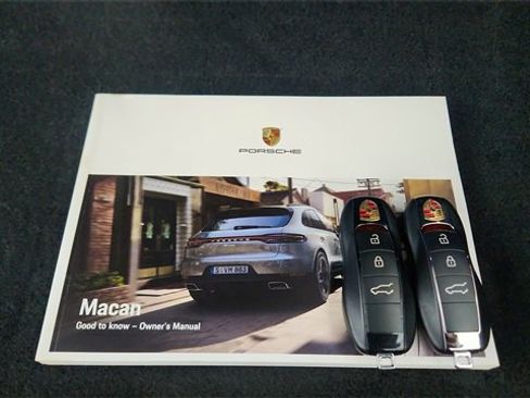 Used 2019 Porsche Macan S image 63