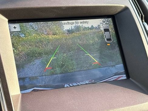 Used 2018 Ford Edge Titanium w/ Equipment Group 301A AWD/4WD image 35