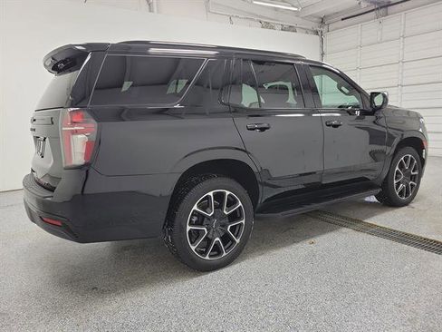 Used 2023 Chevrolet Tahoe RST image 3