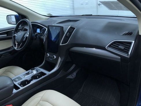 Used 2021 Ford Edge SEL w/ Convenience Package image 24