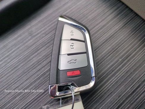 Used 2019 Honda Pilot Touring image 32