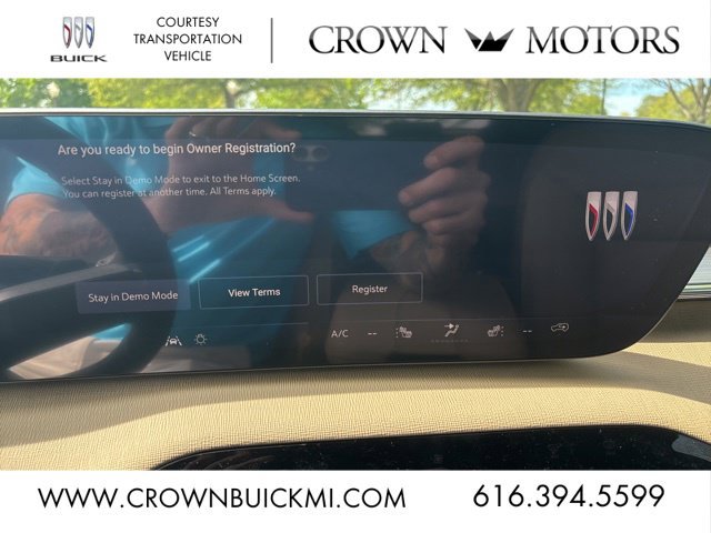 Used 2026 Buick Enclave Preferred w/ Power Package AWD/4WD image 19