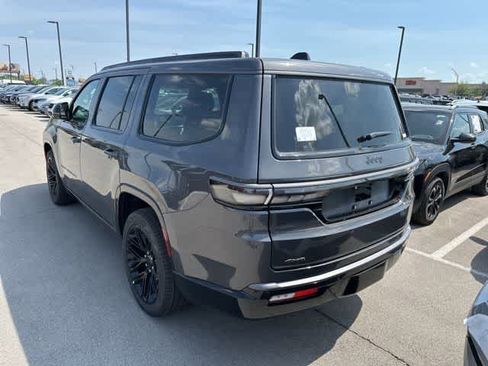 New 2026 Jeep Grand Wagoneer Limited AWD/4WD image 11