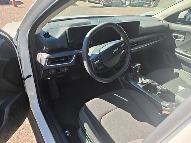 Certified 2026 Kia K4 FWD image 14