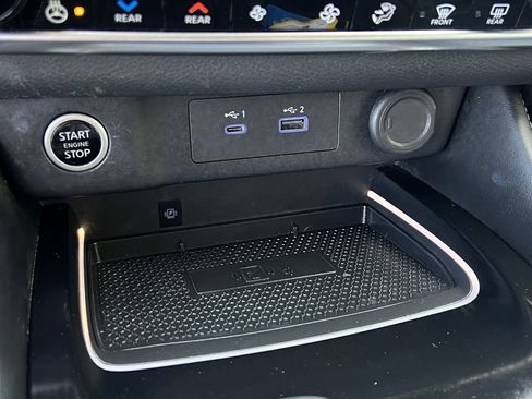 Certified 2023 Nissan Rogue Platinum w/ Platinum Premium Package image 20