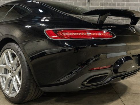 Used 2019 Mercedes-Benz AMG GT Coupe image 26