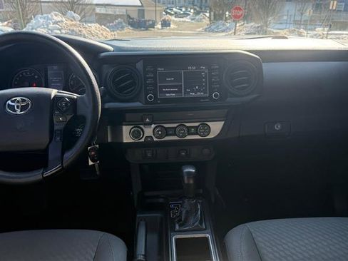 Used 2020 Toyota Tacoma SR5 image 23
