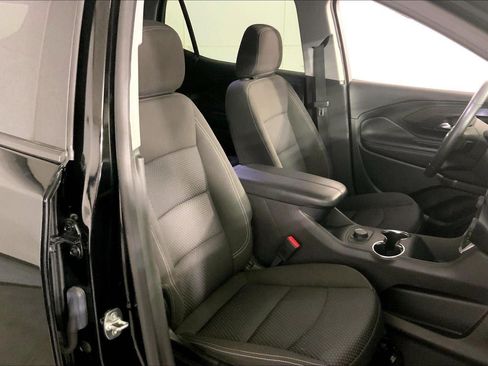 Used 2024 GMC Terrain SLE FWD image 7