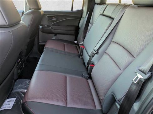Used 2026 Honda Ridgeline Black Edition image 15