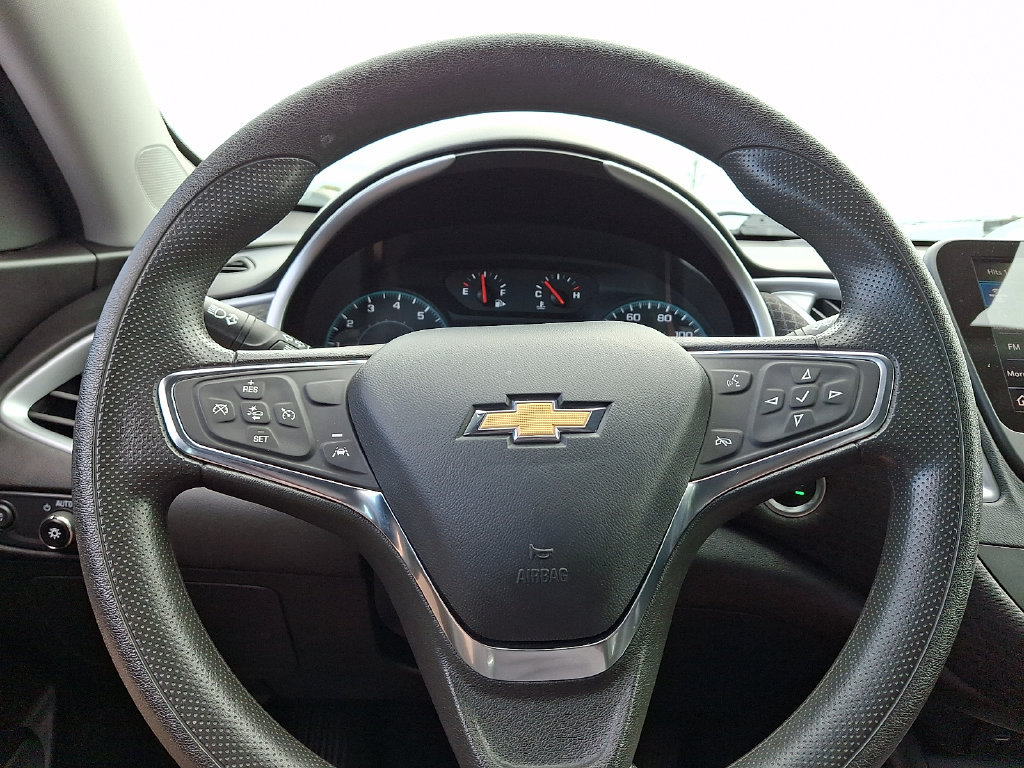 Used 2023 Chevrolet Malibu LT FWD image 18