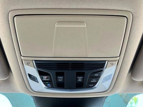 Used 2023 Acura MDX SH-AWD w/ Advance Package image 46
