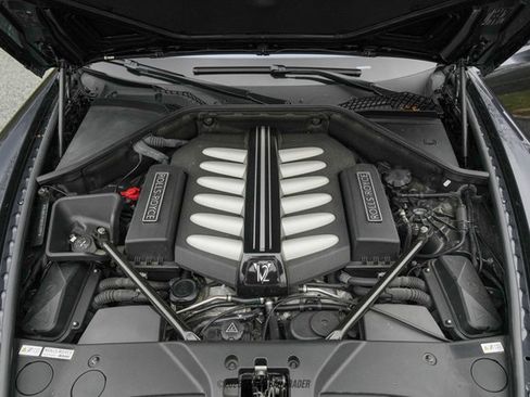 Used 2011 Rolls-Royce Ghost image 24