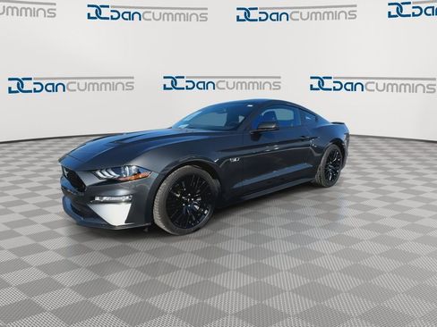 Used 2018 Ford Mustang GT Premium RWD image 5
