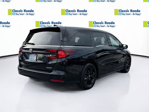 Certified 2024 Honda Odyssey Sport image 8