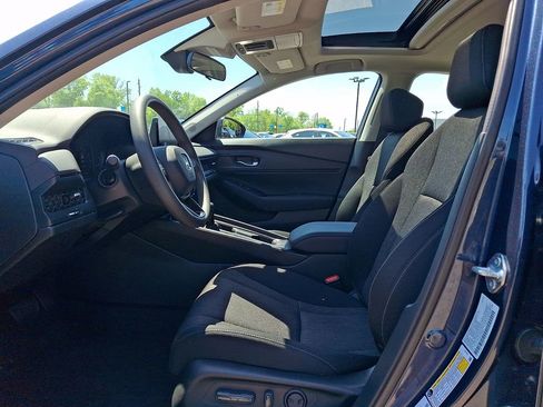 Used 2024 Honda Accord EX image 13