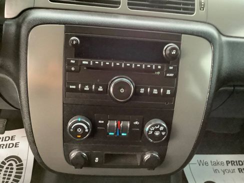 Used 2012 Chevrolet Suburban 2500 w/ Skid Plate Package AWD/4WD image 41