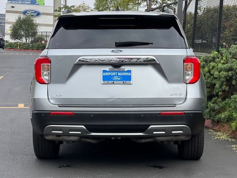 Certified 2024 Ford Explorer XLT w/ Equipment Group 202A image 7