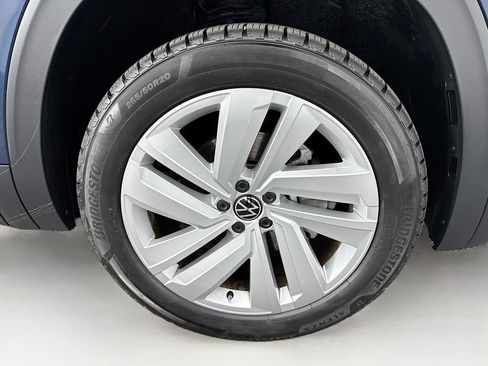 Used 2020 Volkswagen Atlas Cross Sport SE image 30