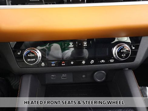Used 2025 Mitsubishi Outlander SEL AWD/4WD image 9