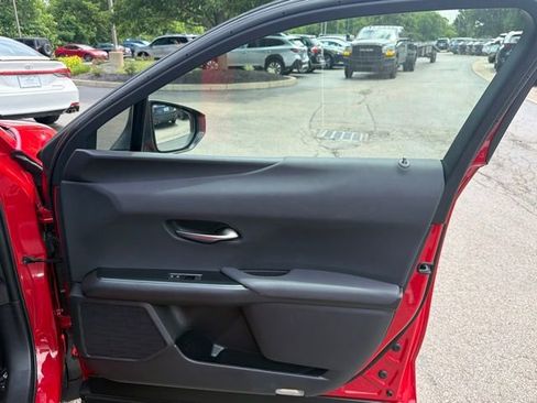 Used 2025 Lexus UX 300h FWD w/ Accessory Package (Z2) image 31