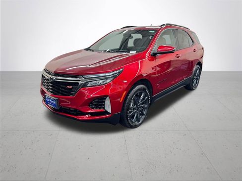 Used 2022 Chevrolet Equinox RS w/ RS Leather Package AWD/4WD image 2