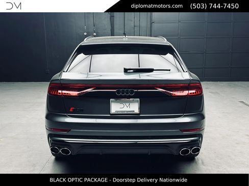 Used 2023 Audi SQ8 Prestige AWD/4WD image 6
