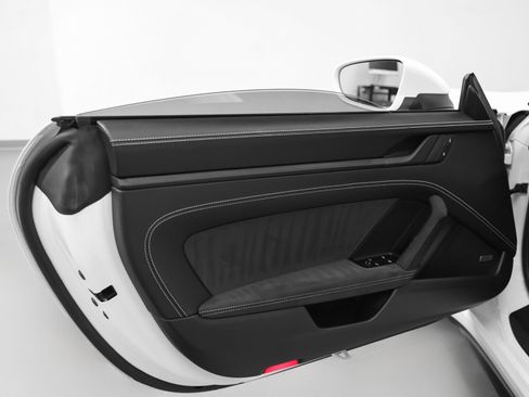 Used 2022 Porsche 911 GT3 image 63