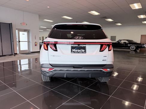 Used 2023 Hyundai Tucson SEL AWD/4WD image 17