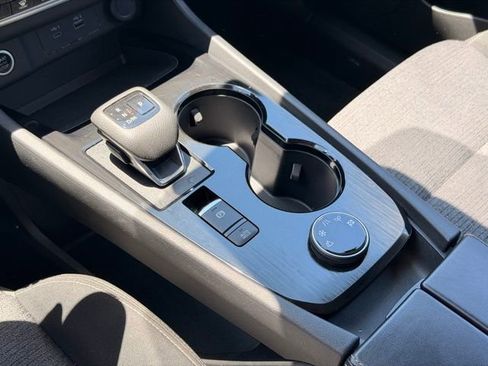 Used 2023 Nissan Rogue SV image 19