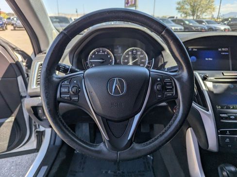 Used 2017 Acura TLX image 12
