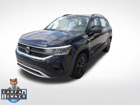 Used 2024 Volkswagen Taos S FWD image 3