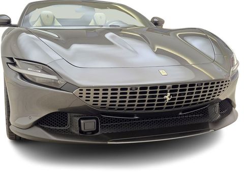 Used 2024 Ferrari Roma Spider RWD image 4